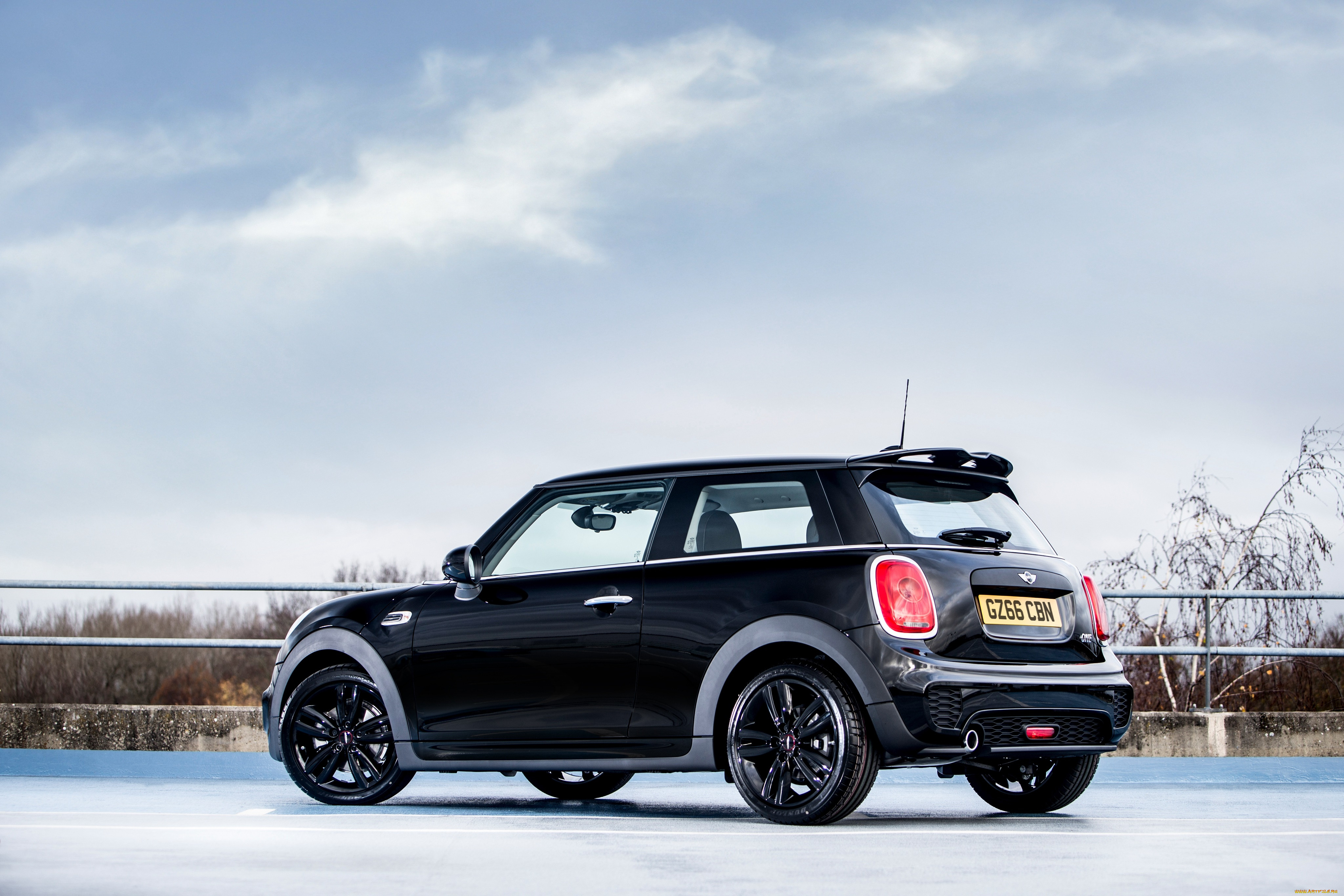 , mini